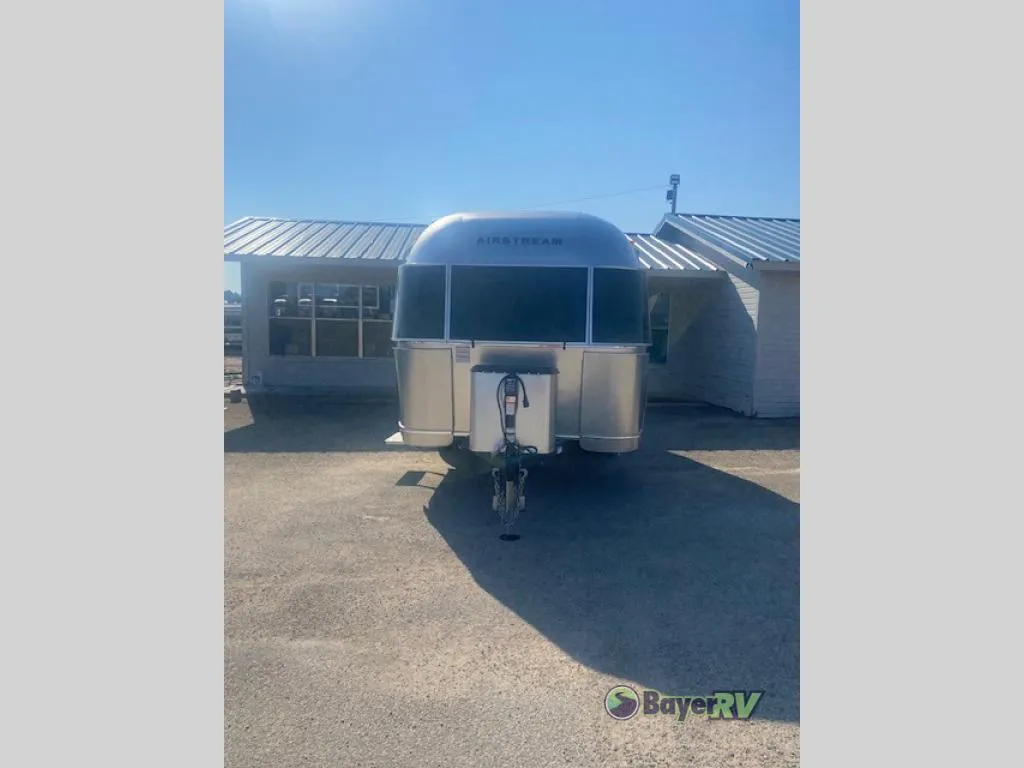2026 Airstream Caravel 16RB - Photo 2