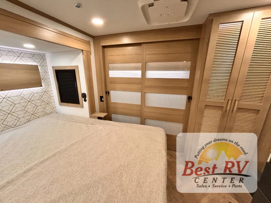 2026 Keystone Raptor 441, Photos photo 79
