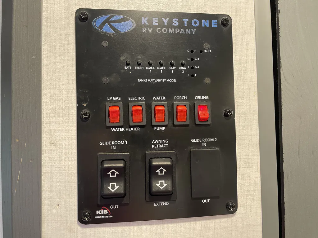 2022 Keystone Bullet 221RBS, Photos photo 19