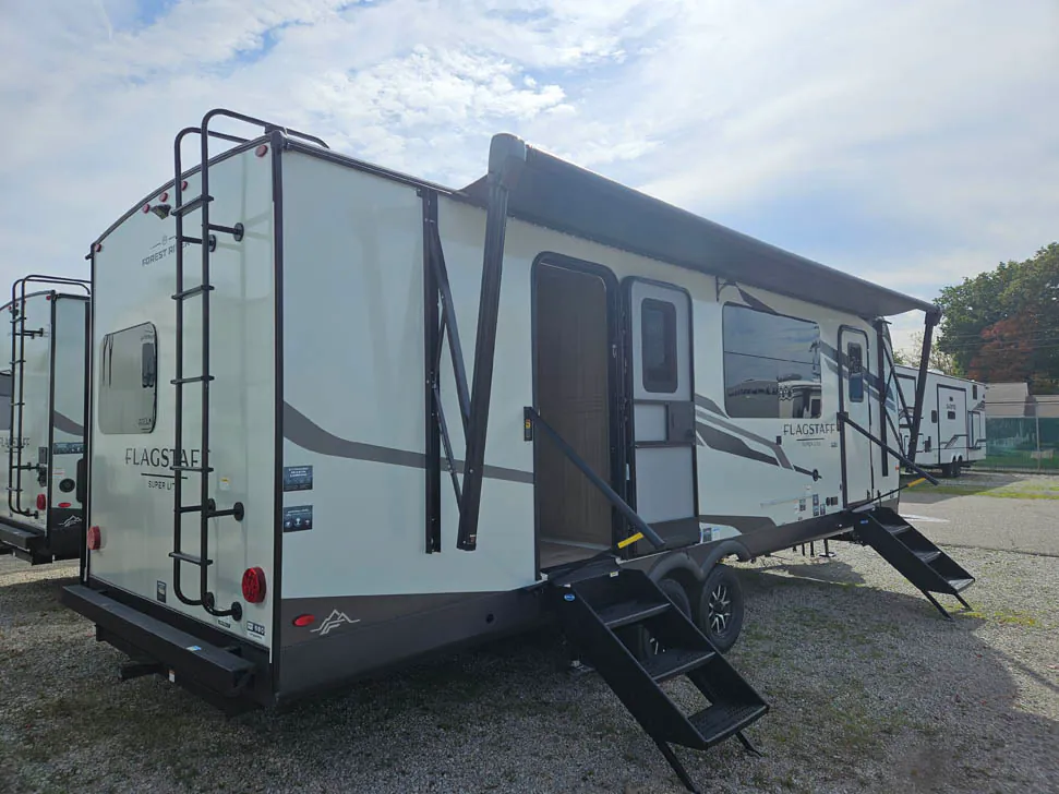 2027 Forest River Flagstaff Super Lite 26SFK, Photos photo 9