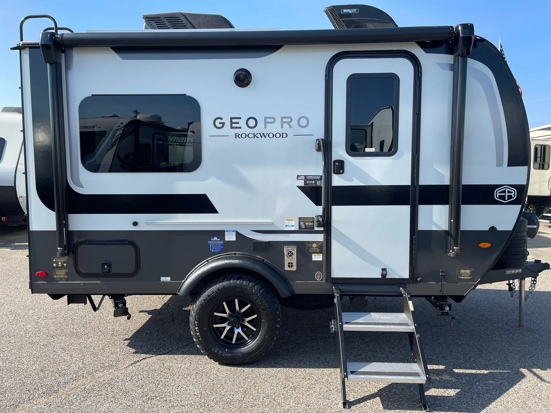2026 Forest River Rockwood Geo-Pro 15TB — off campside