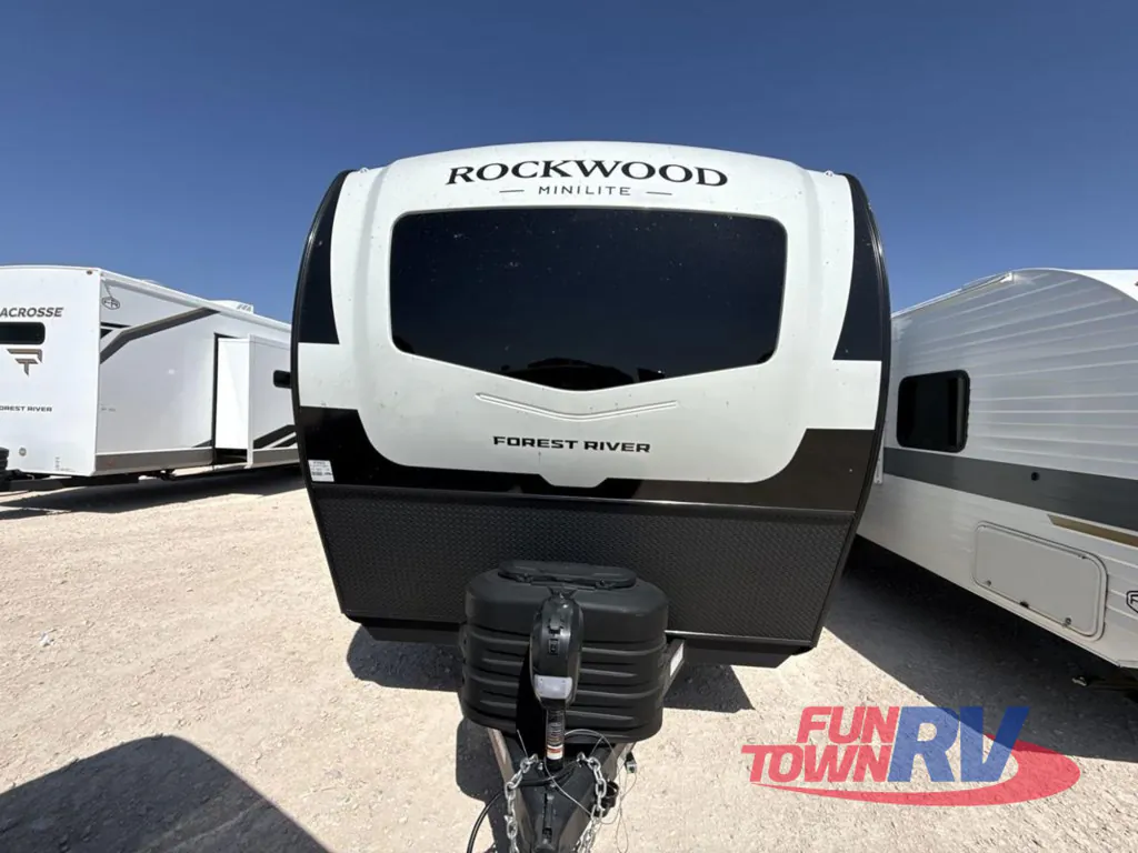 2027 Forest River Rockwood Mini Lite 2205S, Photos photo 2