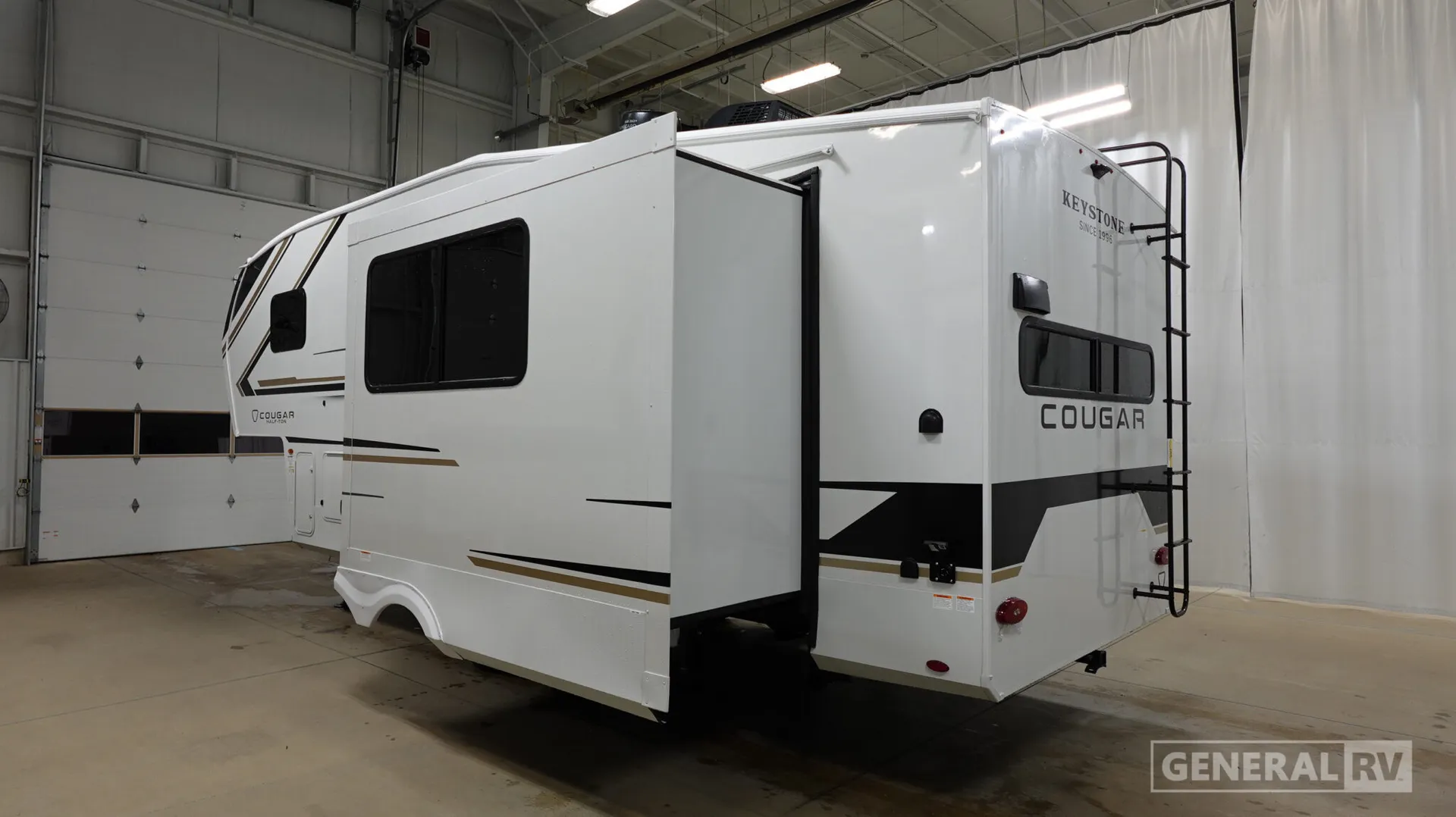 2026 Keystone Cougar Half-Ton 23MLE - Photo 4