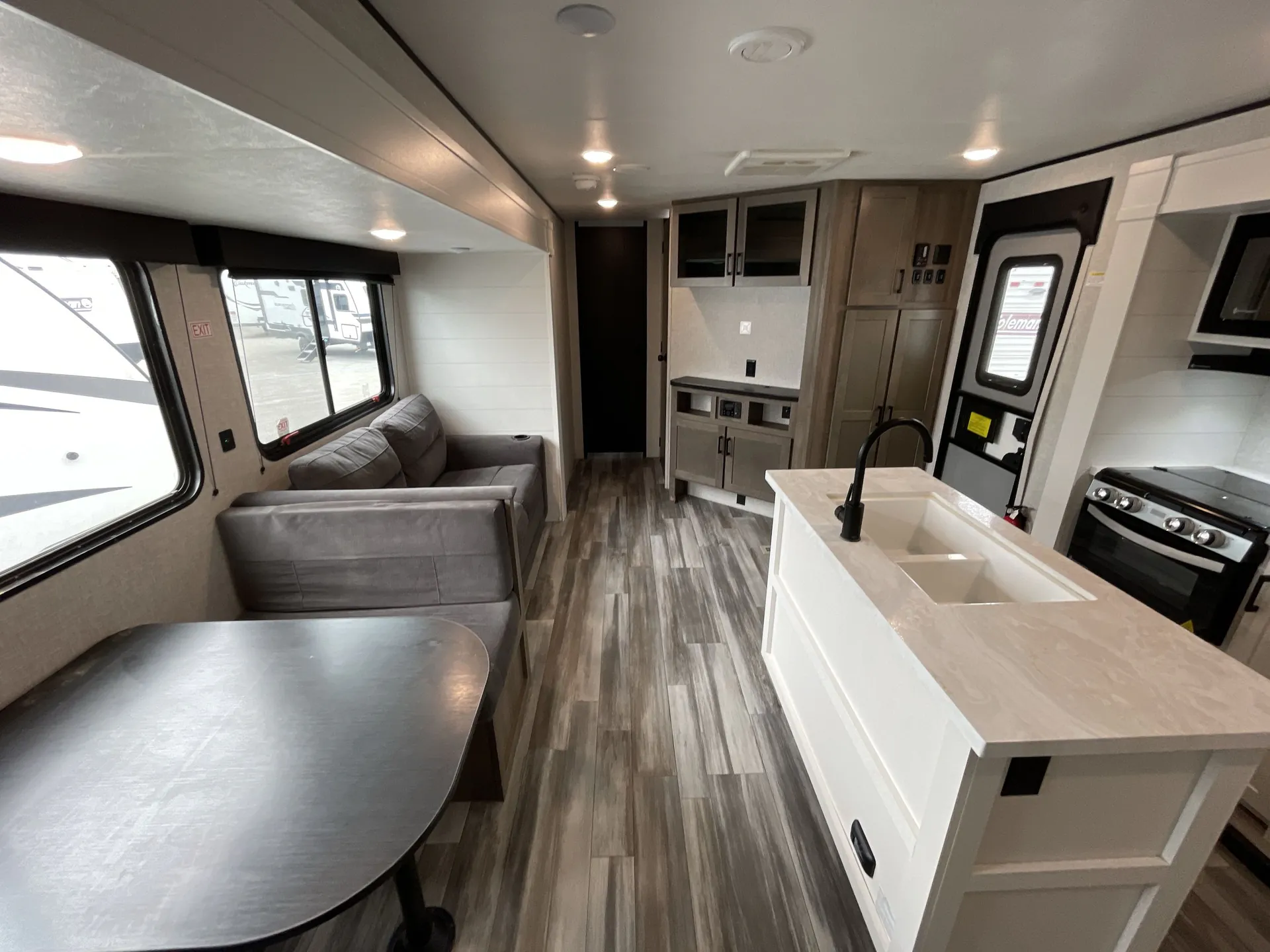 2025 Jayco Jay Flight SLX 333BTS — living area main