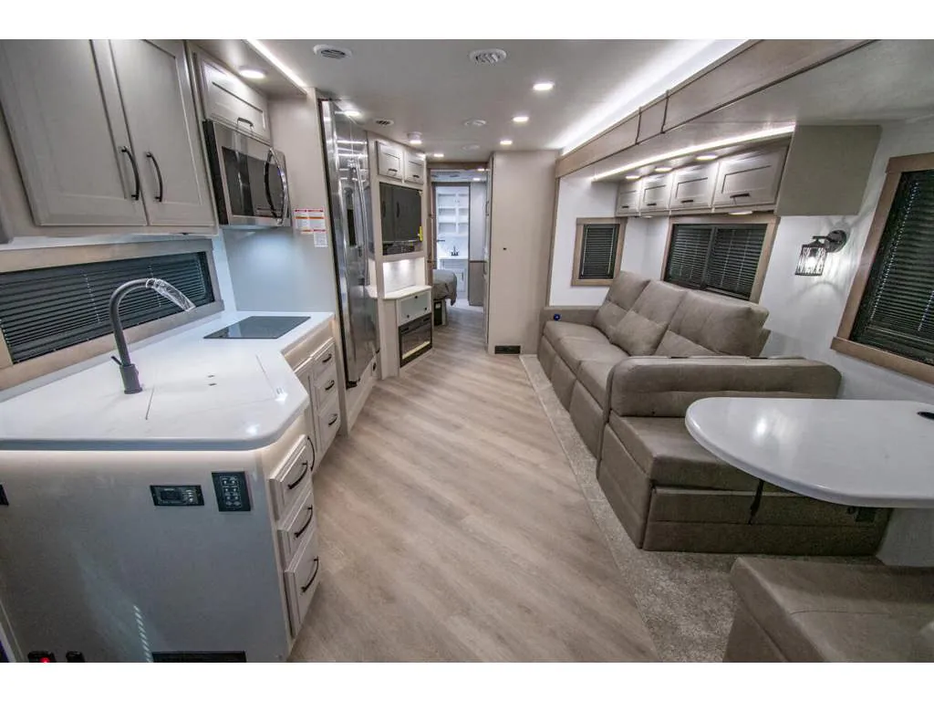 2027 Entegra Coach Emblem 36U, Photos photo 7