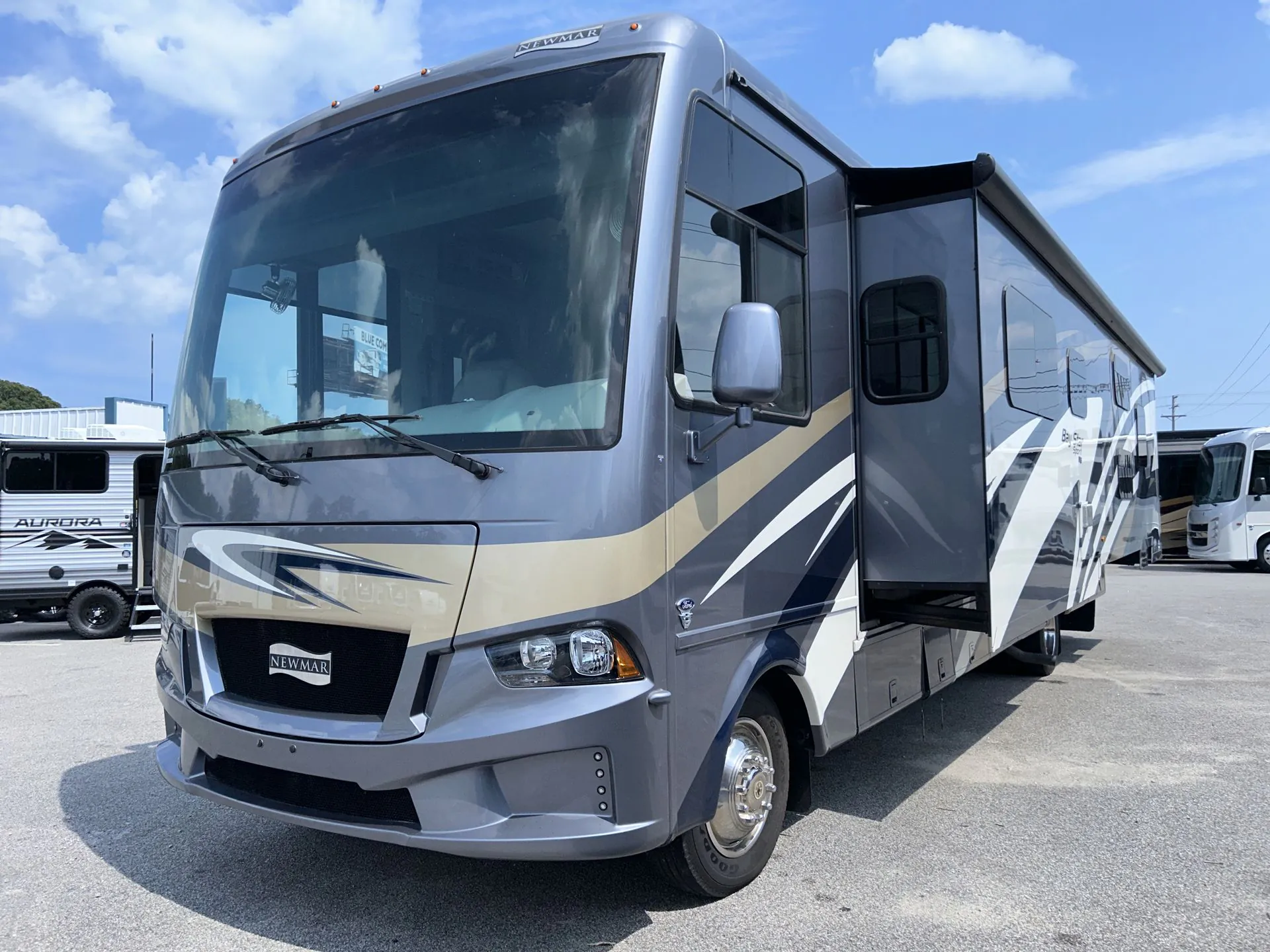 2021 Newmar Bay Star Sport 3112 - Photo 3