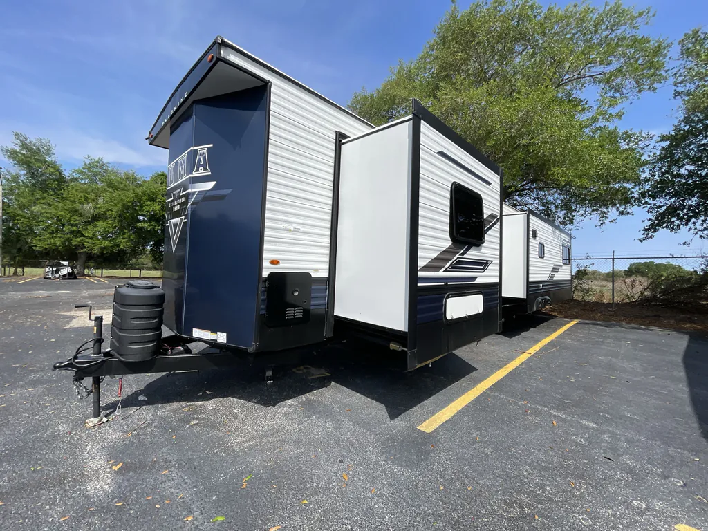 2024 Forest River Puma 38DEN, Photos photo 6