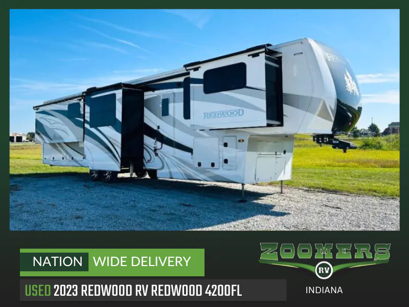 2023 CrossRoads Redwood RW4200FL - Photo 3