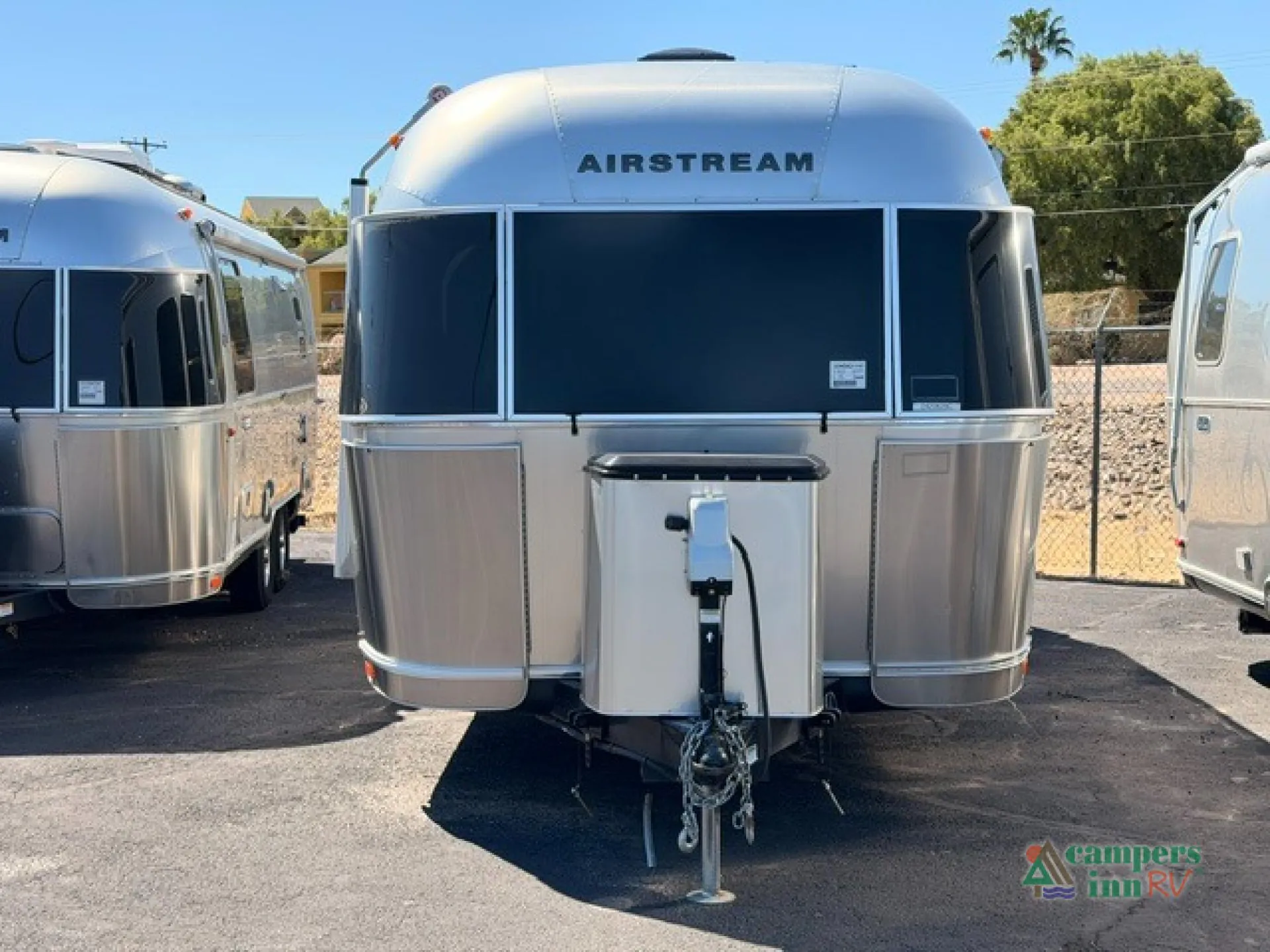 2019 Airstream International 23FB - Photo 4