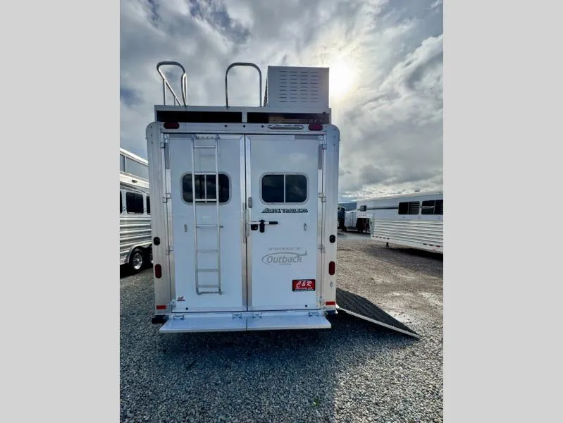 2025 Elite 4 Horse LQ Model with Top Features - Photo 4
