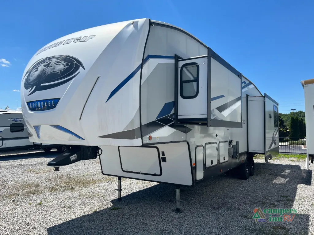 2023 Forest River Cherokee Arctic Wolf 3550 SUITE, Photos photo 12