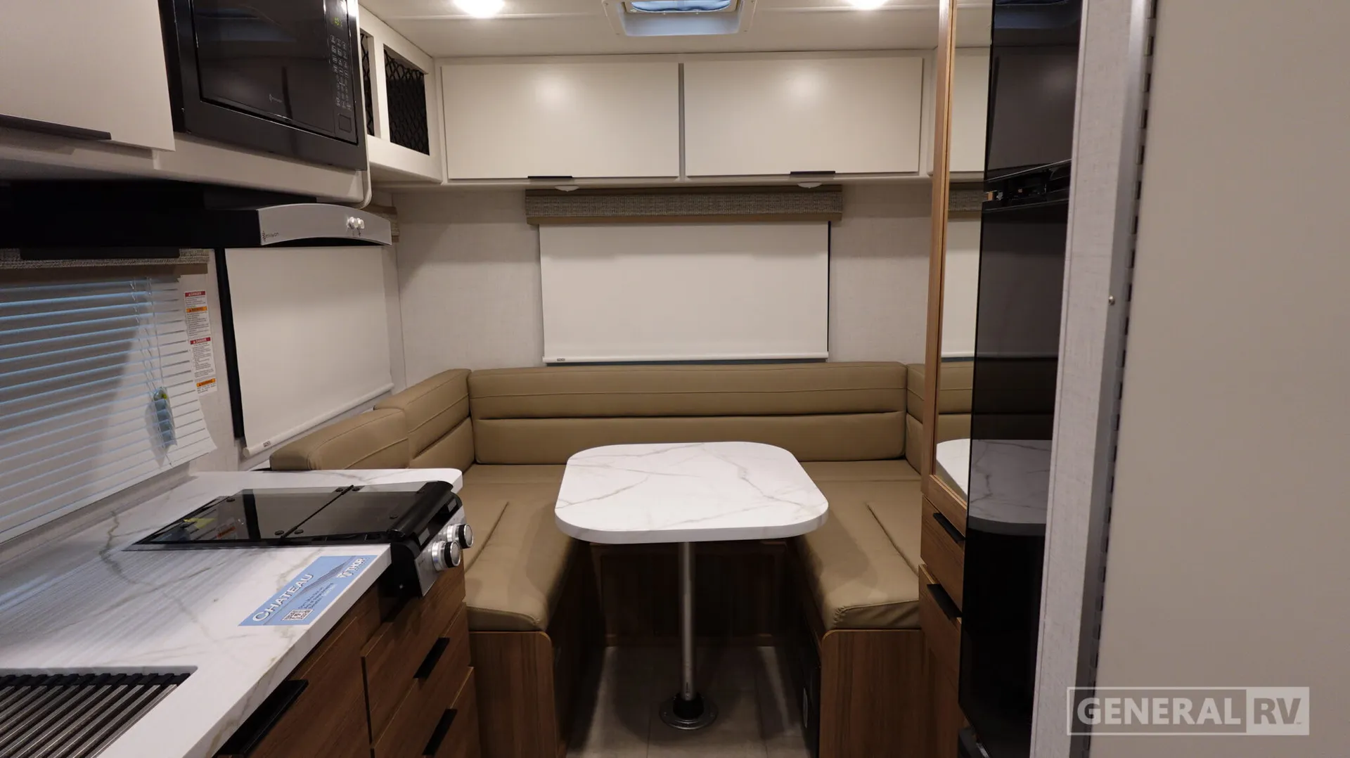 2027 Thor Motor Coach Chateau 19Z - Photo 3