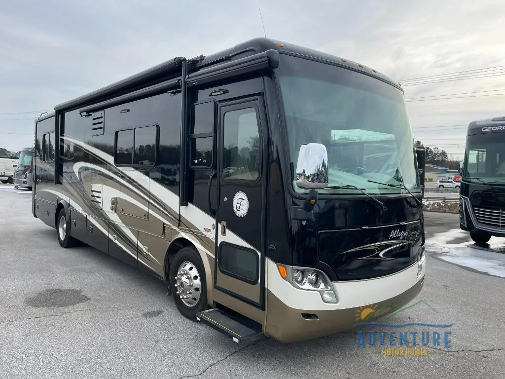 2015 Tiffin Allegro Breeze 32 BR - Main photo