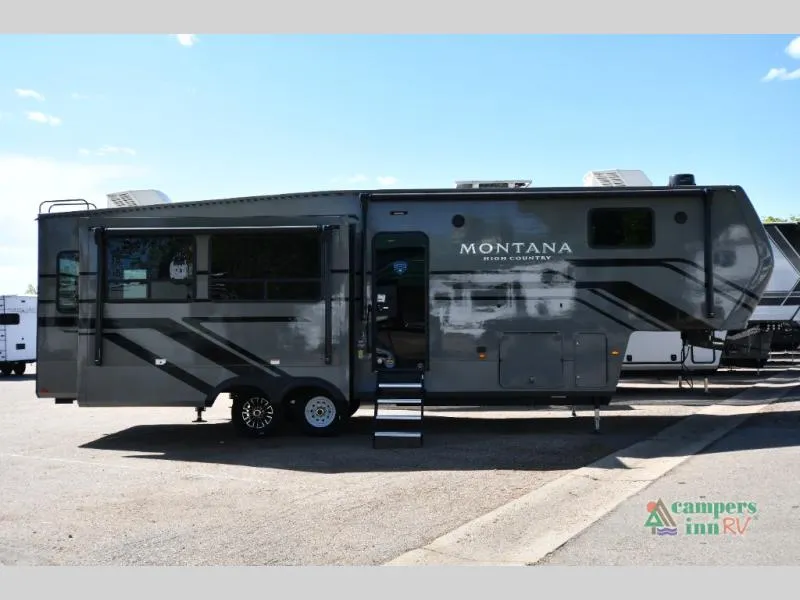 2025 Keystone Montana High Country 295RL - Photo 4