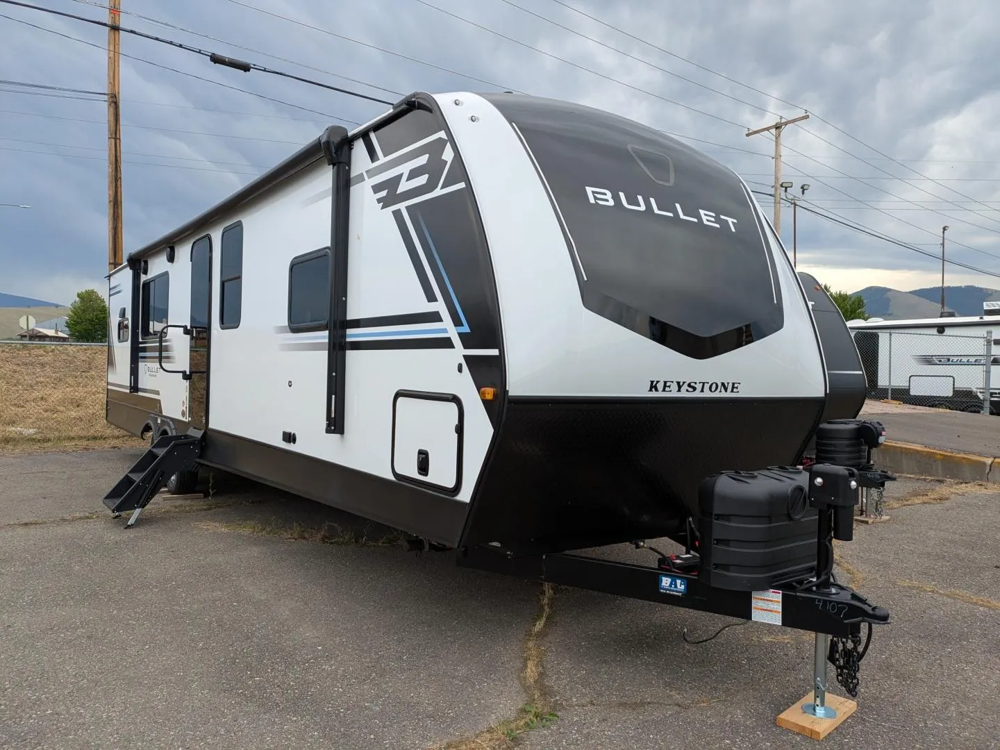 2026 Keystone Bullet Premium 336BBK - Photo 2