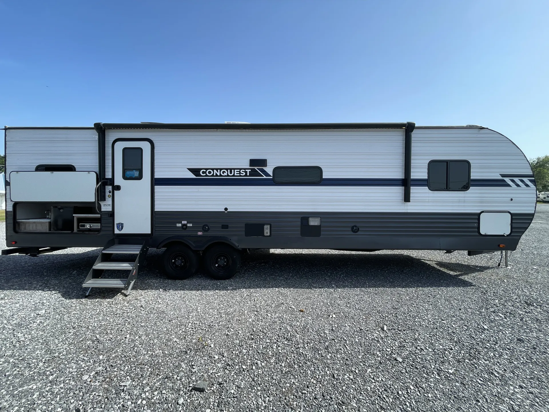 2023 Gulf Stream Conquest Supreme 285DBS - Photo 2