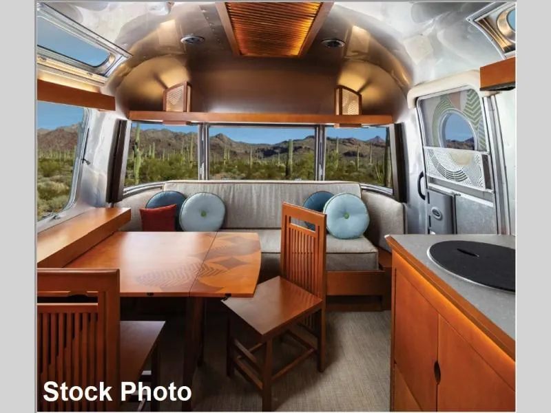 2027 Airstream Frank Lloyd Wright Usonian Limited Edition 28RB - Photo 3