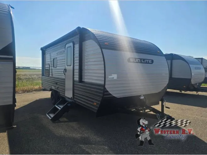 2026 Sunset Park RV Sun Lite LTD 21DB - Photo 2