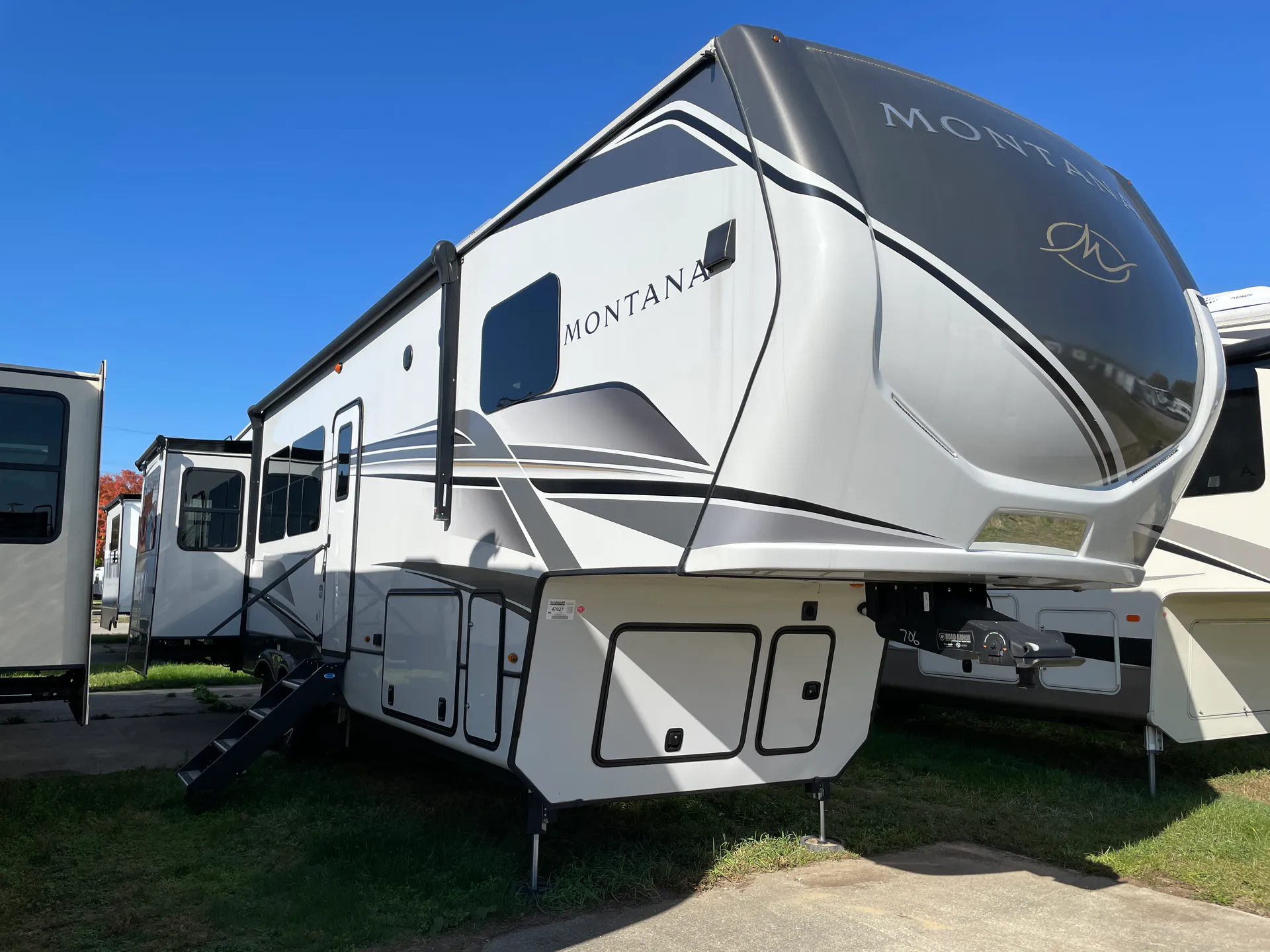 2024 Keystone Montana 3531RE