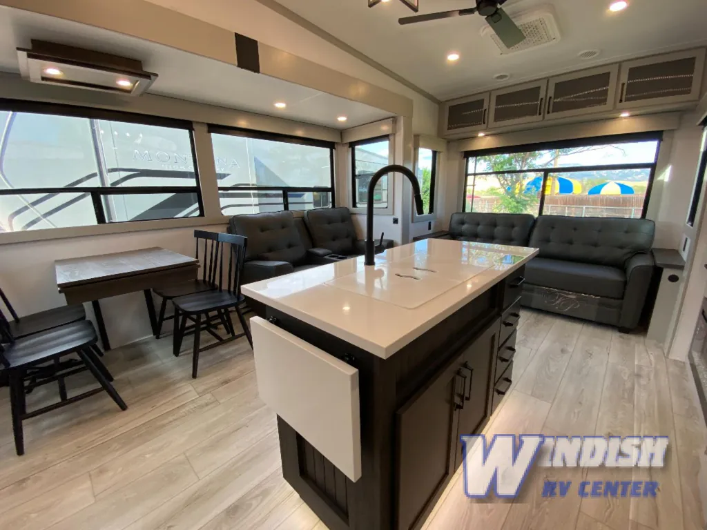 2026 Keystone Montana 385BR, Photos photo 4