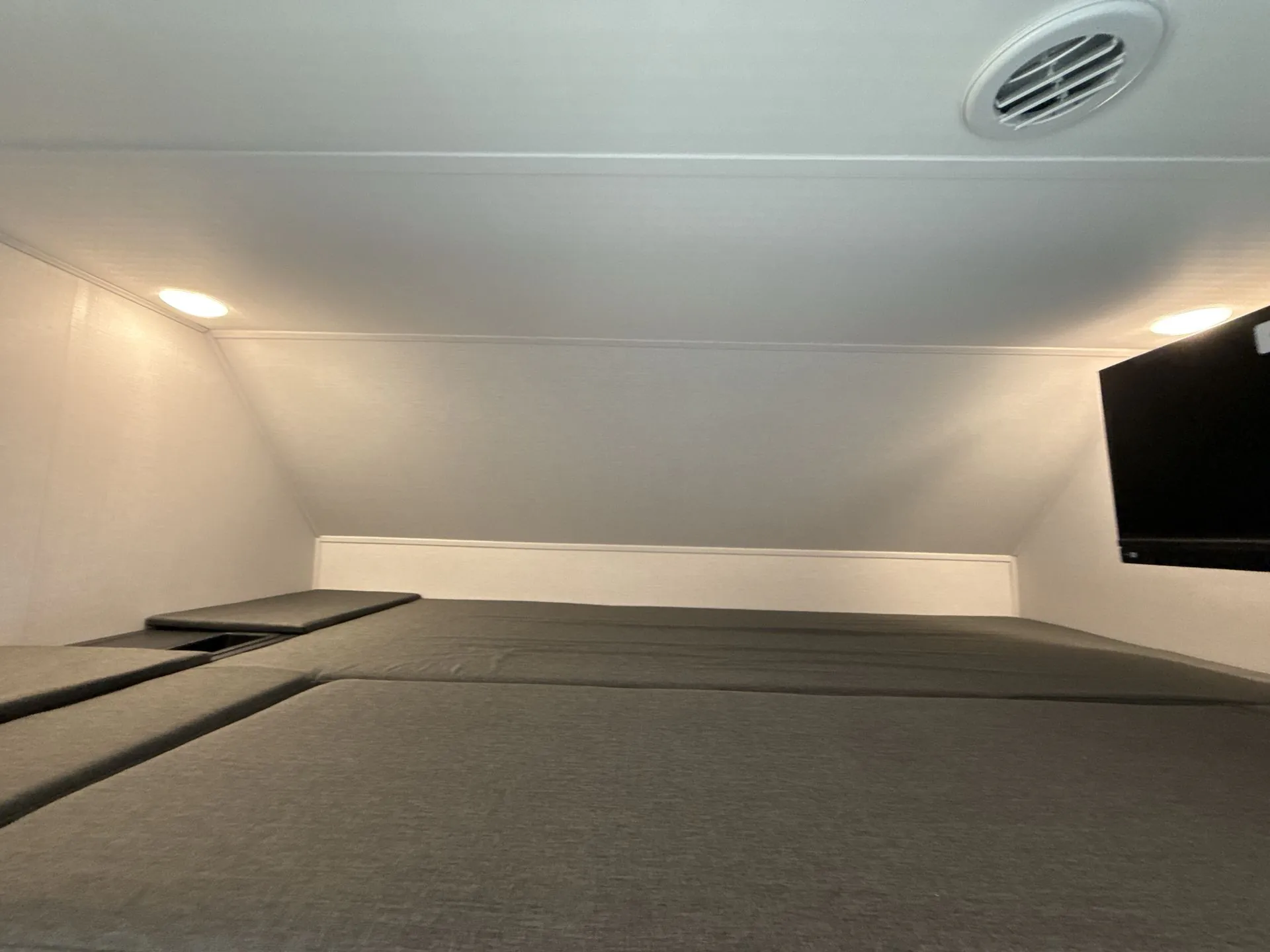 2027 Forest River Sunseeker LE 2850SLE — Photo 6