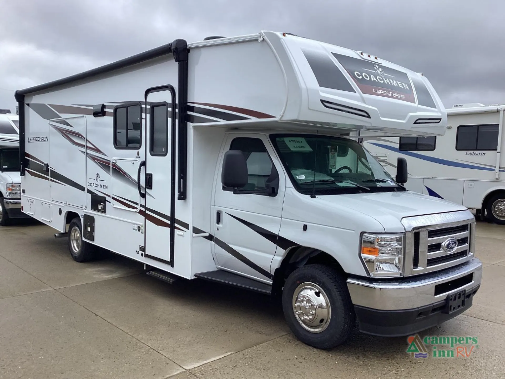 2026 Coachmen Leprechaun 260MB Ford - Photo 3