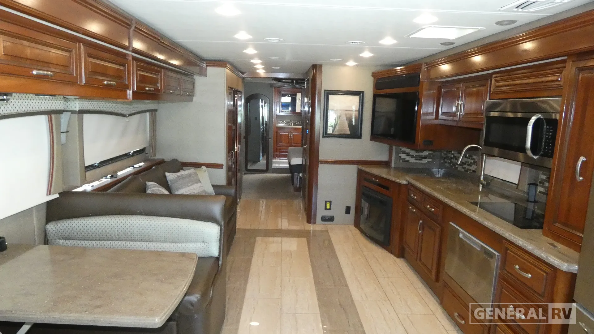 2018 Forest River Berkshire XL 40C - Photo 3
