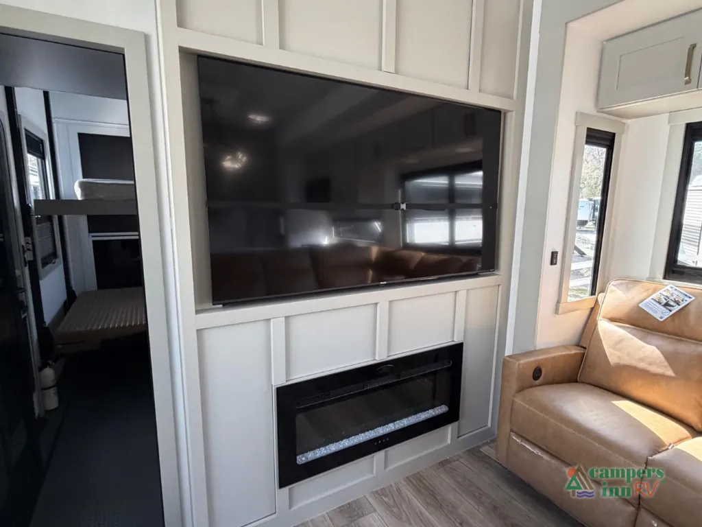 2026 Brinkley Model G 4150, Photos photo 25