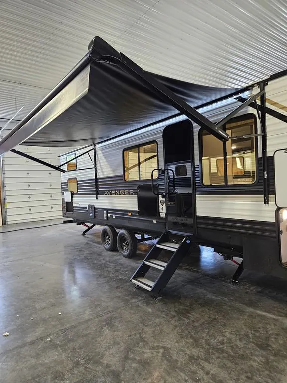 2027 Forest River Prime Time Avenger 26DBS — Photo 6