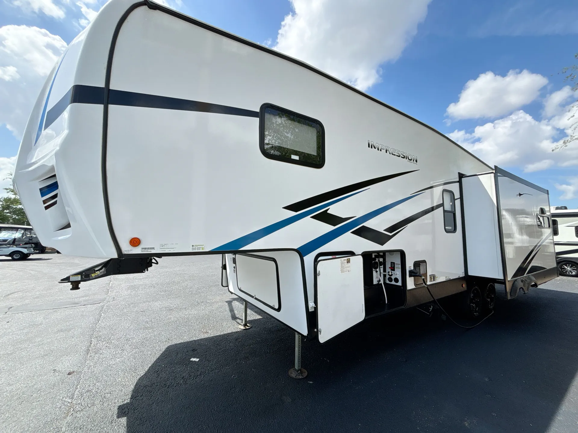 2023 Forest River Impression 270RK — off campside