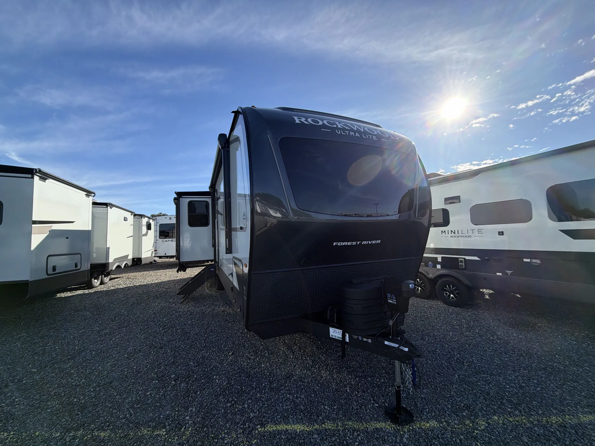 2027 Forest River Rockwood Ultra Lite 2916RL