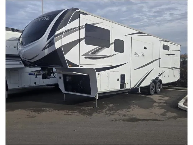 2025 Grand Design Solitude 382WB - Photo 2