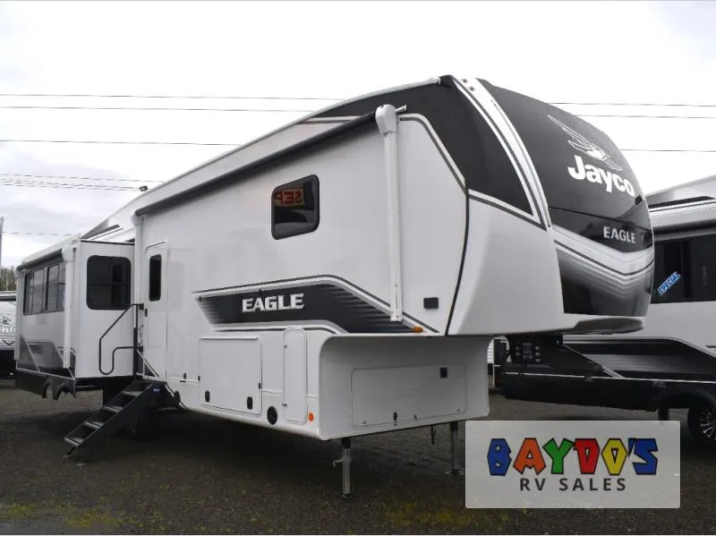 2026 Jayco Eagle 321RSTS - Photo 2