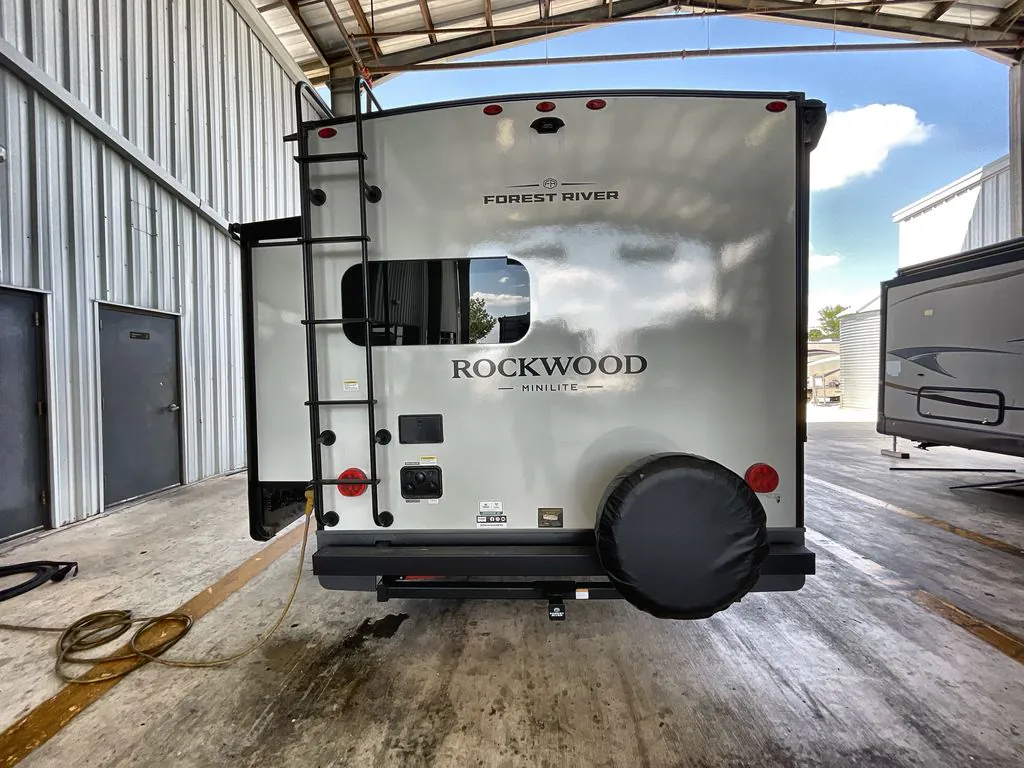 2026 Forest River Rockwood Mini Lite 2522FB - Photo 3