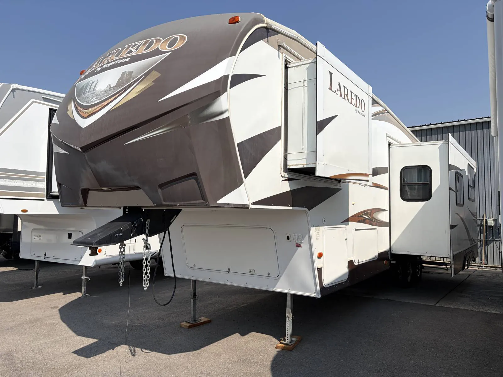 2014 Keystone Laredo 293SBH - Photo 4