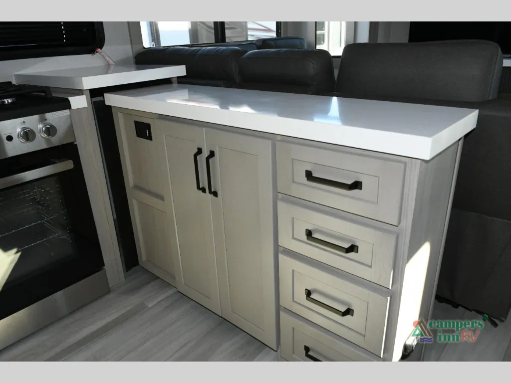 2026 Grand Design Momentum 392M, Photos photo 21