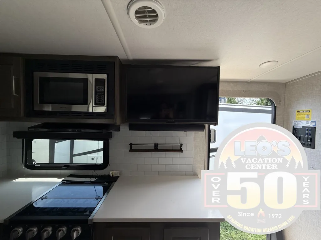 2022 Forest River Rockwood Ultra Lite 2911BS, Photos photo 26