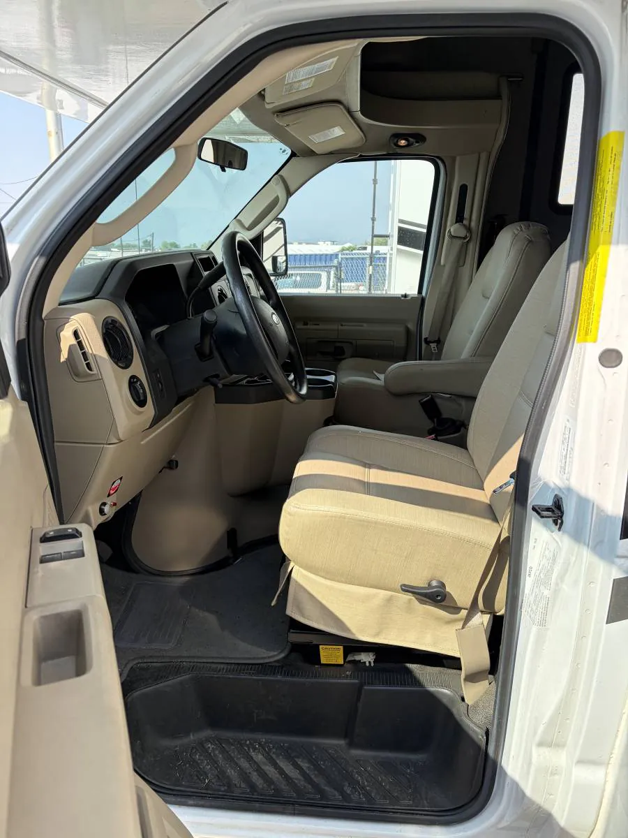 2020 Jayco Redhawk 24B - Photo 3