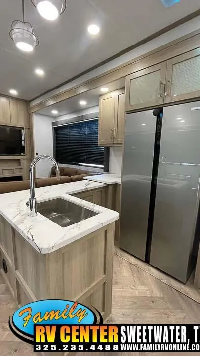 2026 Keystone Raptor 420, Photos photo 4