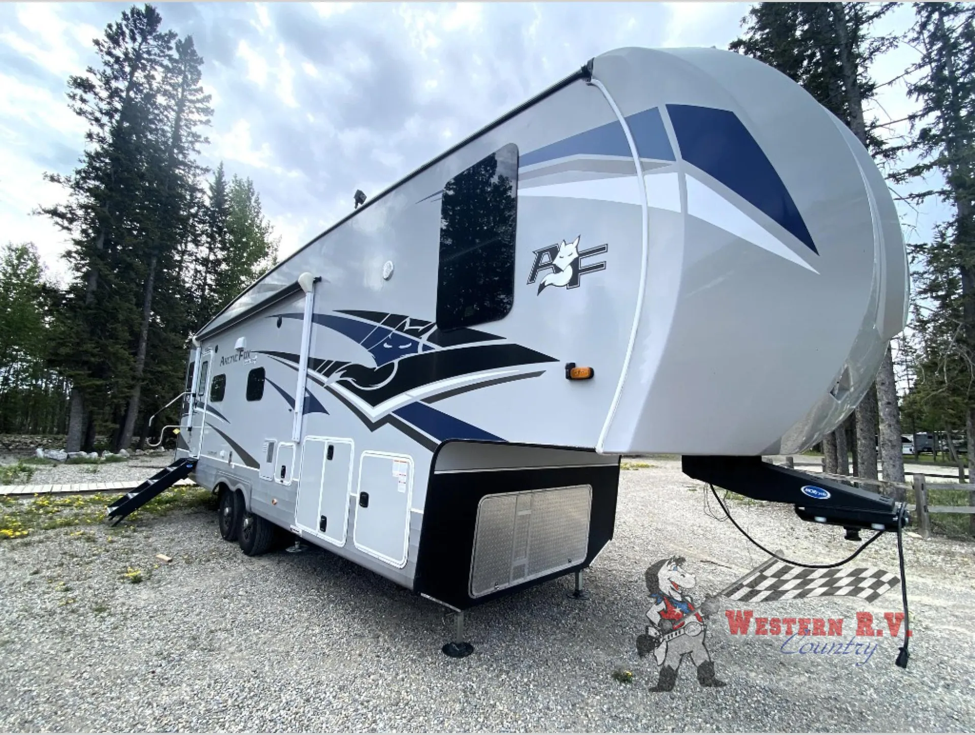 2023 Northwood Arctic Fox Grande Ronde 30 5RD - Photo 2