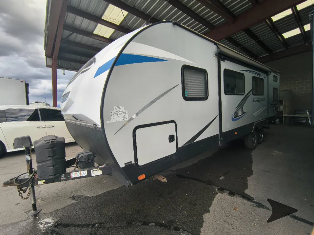 2019 Forest River Cherokee Alpha Wolf 26DBH-L, Photos photo 4