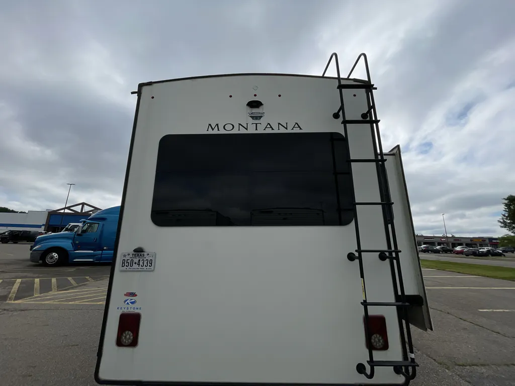2022 Keystone Montana 3231CK, Photos photo 7