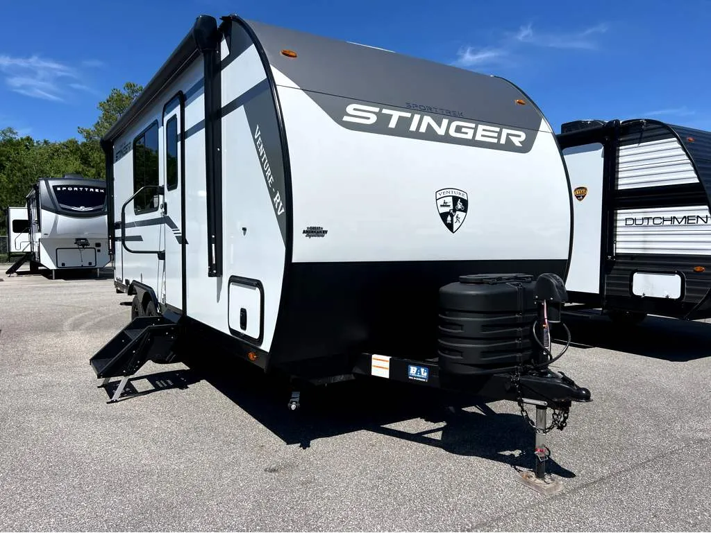 2026 Venture RV SportTrek Stinger STS192VRB - Photo 2