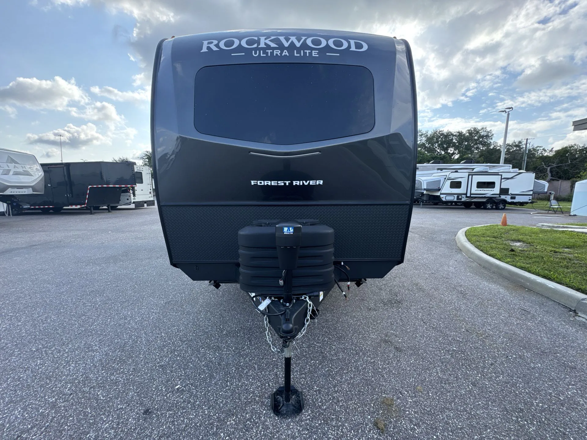 2027 Forest River Rockwood Ultra Lite 2618RD