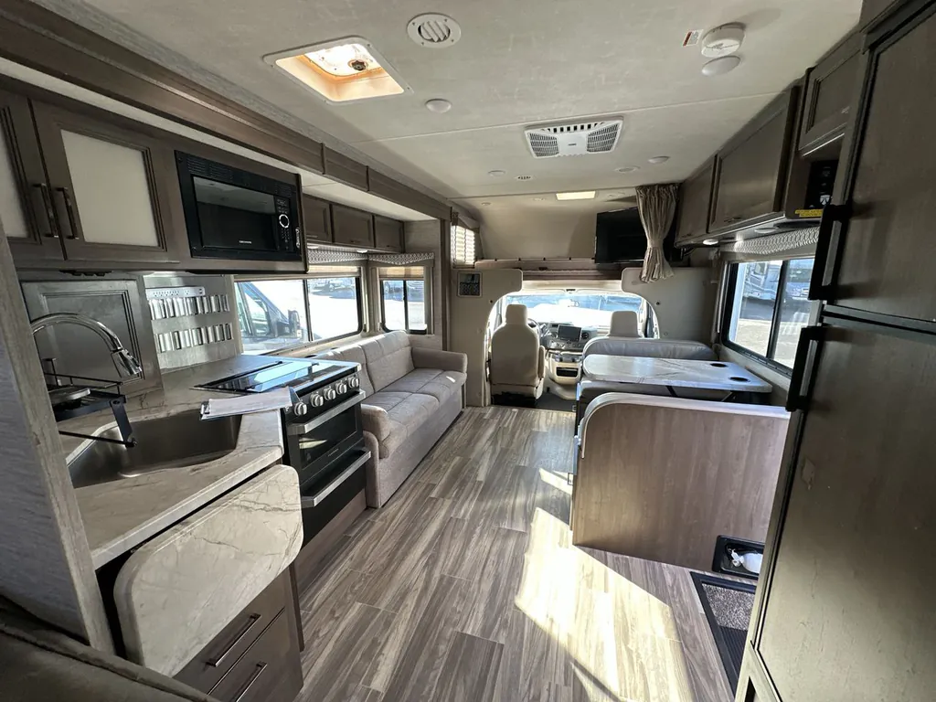 2021 Thor Motor Coach Freedom Elite 27FE, Photos photo 12