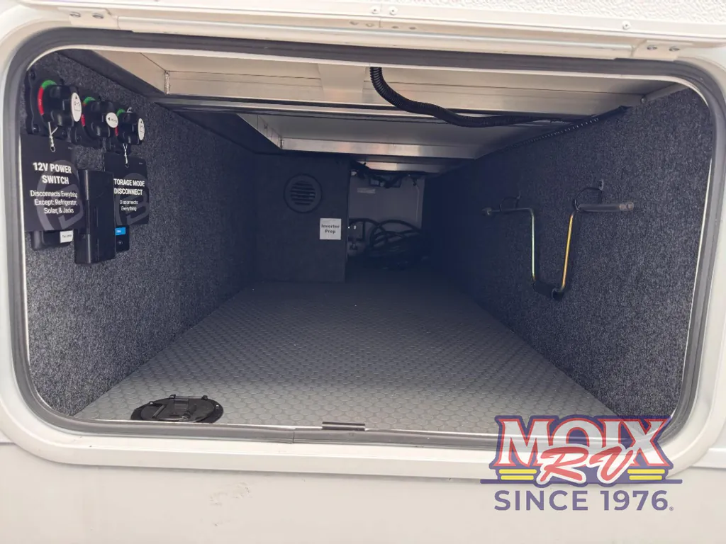 2026 Brinkley Model Ix 23X, Photos photo 9