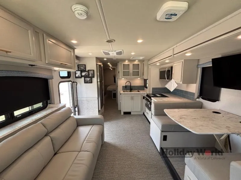 2026 Fleetwood Flair 33B6 - Photo 4