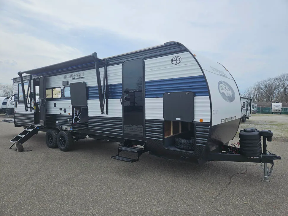 2026 Forest River Cherokee Grey Wolf 24RRT - Photo 2