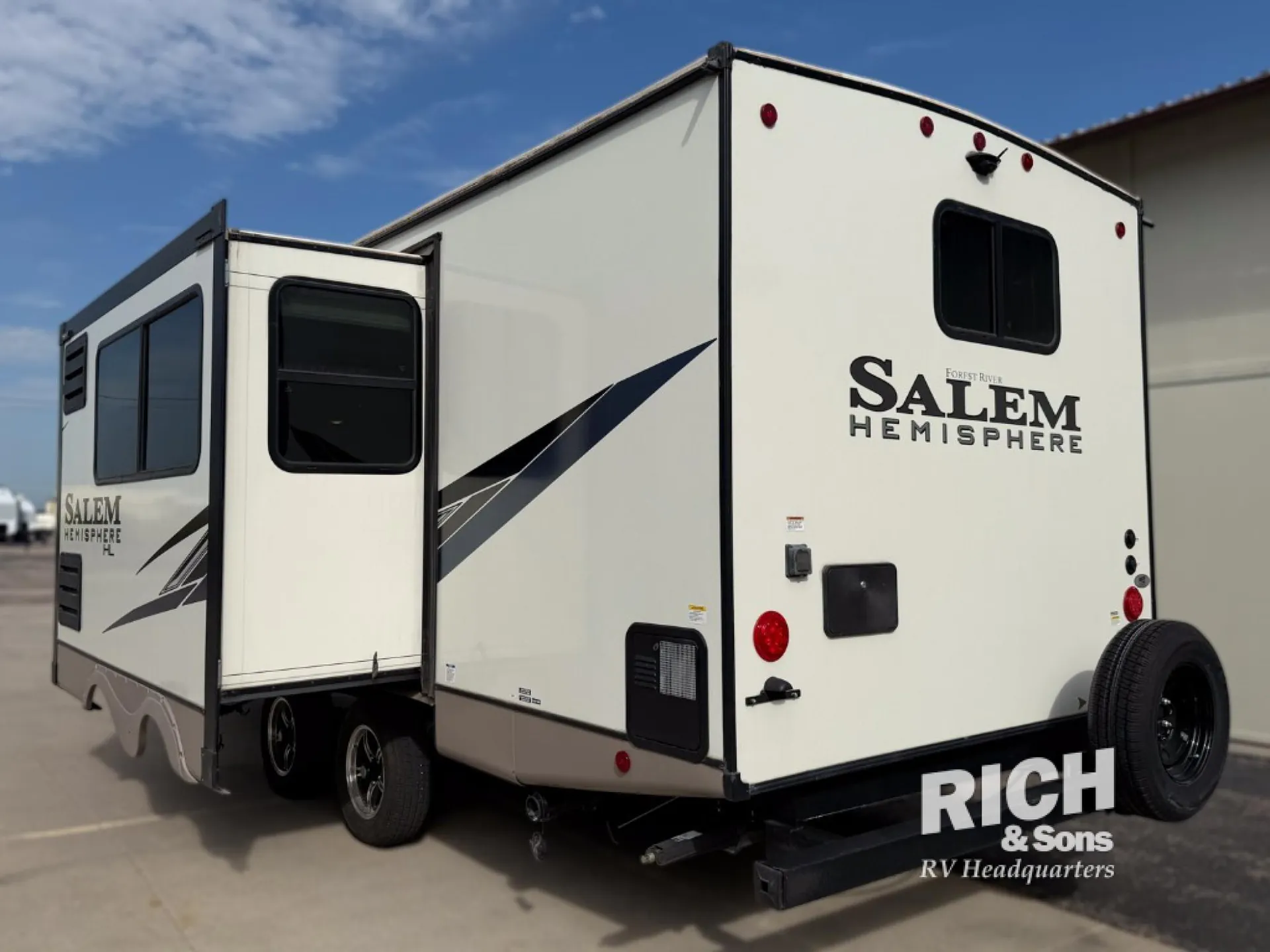2022 Forest River Salem Hemisphere 22RBHL - Photo 4