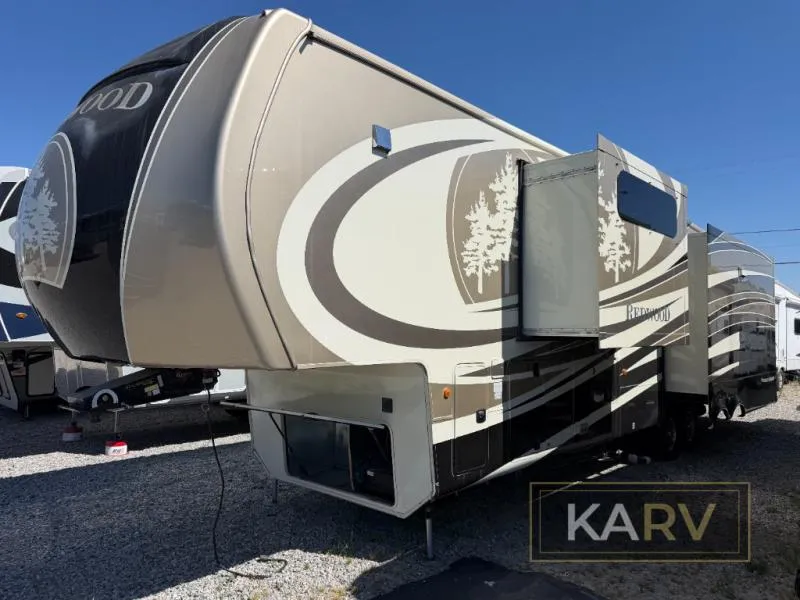 2015 Redwood RV Redwood 39MB - Photo 3